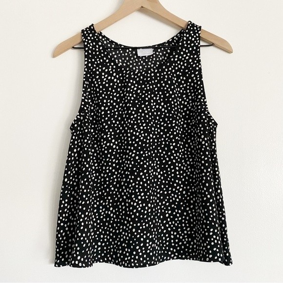 Abound Tops - Abound Polka Dot tank top M